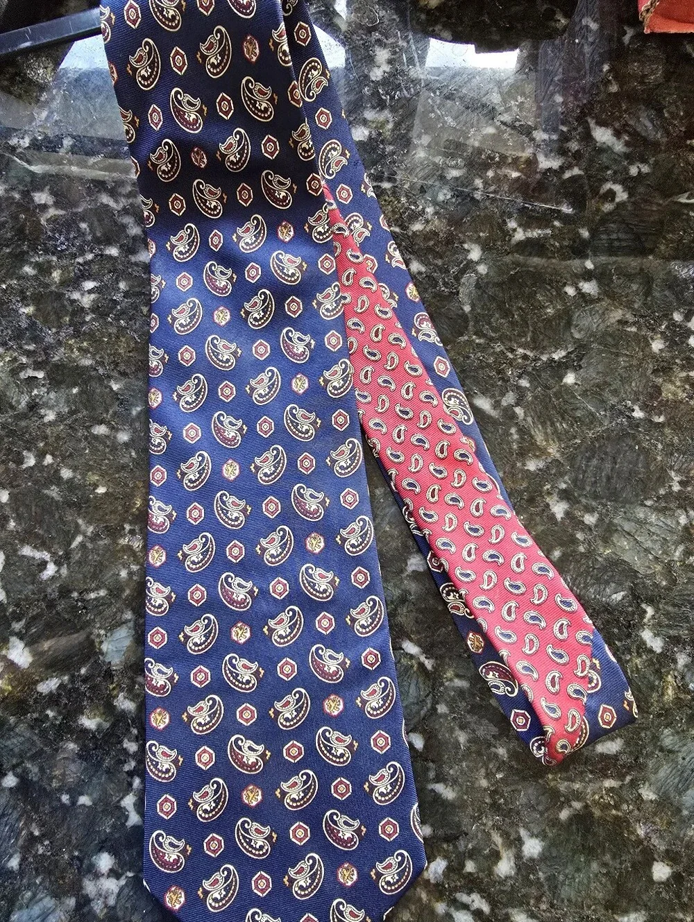 Vintage Tommy Hilfiger silk necktie